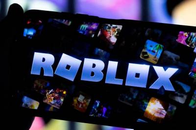 Regjeringen: Roblox, Tiktok og Snapchat skal få 16 års aldersgrense