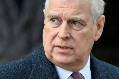 - Prøver å beskytte seg selv