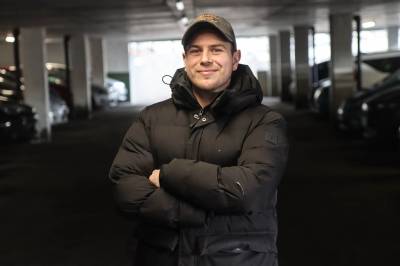 Kven manglar tempo? Kven manglar spelarar? Kven tek steg?