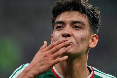 Mexico brøt 40 år lang rekke – Ecuador er ute av VM