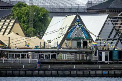 80 ukjente kvinner snikfilmet