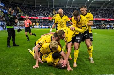 Karl Marius fra Narvik avslører noen hemmeligheter bak «fotballsjokket» i Sverige