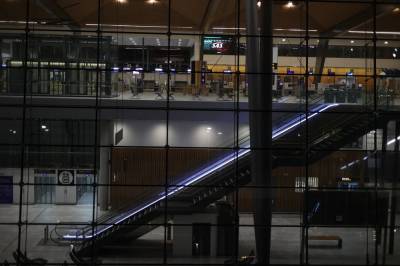 Mann pågrepet på Flesland – anklaget for å ha tvunget kvinne til prostitusjon