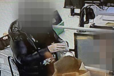 Dømt til to år og seks måneder for svindel