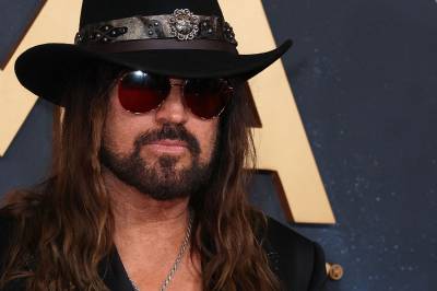 Billy Ray Cyrus (64) til Norge