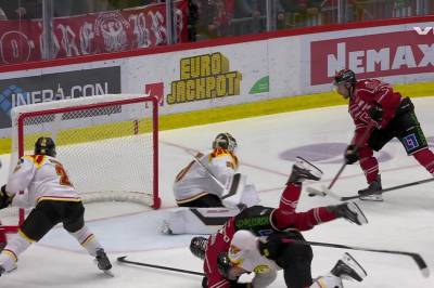 Veronneau med scoring for Örebro