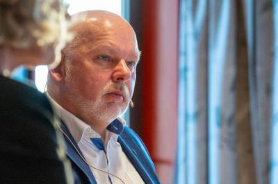 Åpner for private leietakere på Fylkeshuset