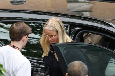Kronprinsesse Mette-Marit er på Rikshospitalet