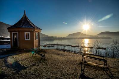 Støvlokket blir liggende: Lite håp om rensende regn