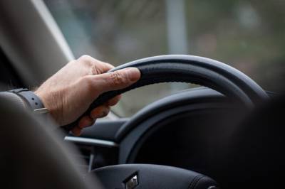 Advarer trøtte fotballfans: – La bilen stå