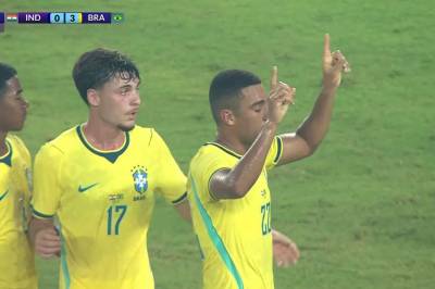 Samuel Lino setter 4-0 mot India