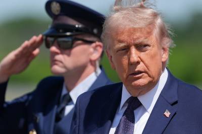 Trump drar ikke i sønnens bryllup
