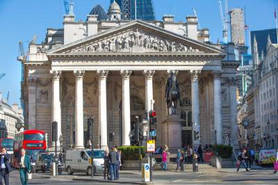 Europa svakt opp – BP stiger etter milliardsalg