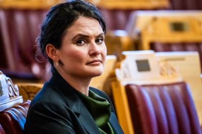 «Strenge-Kari» slår til igjen