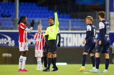 Reagerer på VAR-feil: – Ganske utrolig