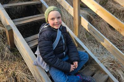 Oliver (7) samler inn penger til familier som har det vanskelig