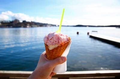 width=device-width, initial-scale=1