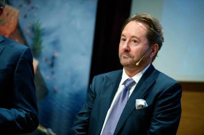 Kjell Inge Røkke ankommer retten: – Vi vil ha frem faktum