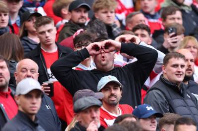 Southampton kastet ut av opprykksplayoff etter spionskandale