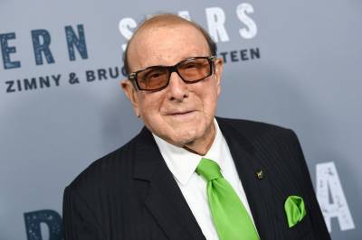 Musikkbransje-legende Clive Davis er død