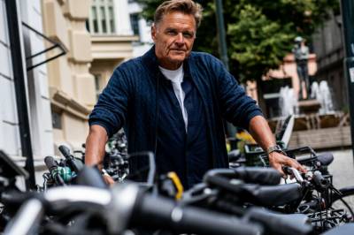 Hyller kona: – Hatt våre kamper