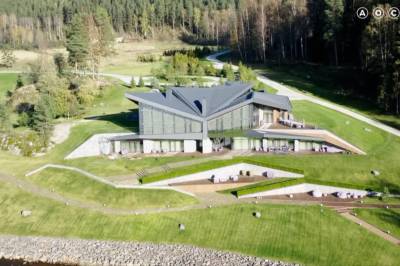 Interfax: Hevder Ukraina forsøkte å angripe Putins hus