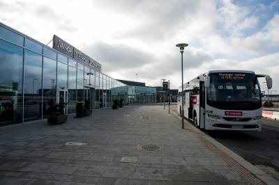 Taxi-kaos på Sola flyplass: – Uoversiktlig