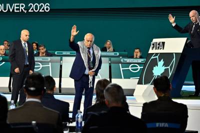 Fifa-presidenten forsøkte å forsone fotballtopper fra Palestina og Israel