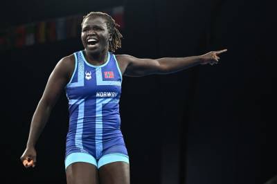 Grace Bullen videre til EM-finale i bryting