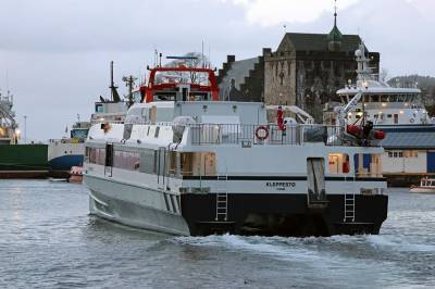 Setter inn ekstra båt i rushen