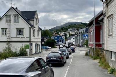 Gladnyhet til de unge: – Vi dekker halve førerkortet