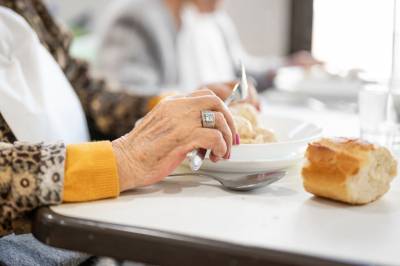 Fedme og for lite næring: – Vi underbehandler pasienter med overvekt