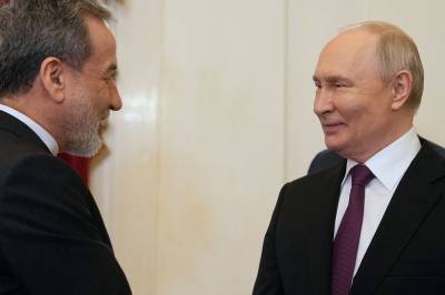 Putin og Irans utenriksminister i møte: Vil fortsette «strategisk samarbeid»