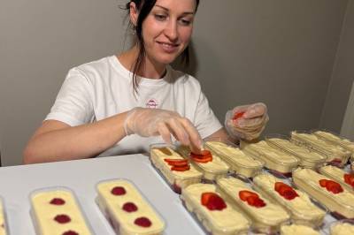 – Tenk at folk likar desse dessertane mine