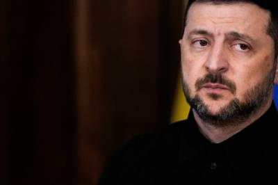 Har mottatt fredsplan-utkast: - Absurd