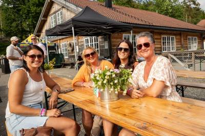 Sommerfest på gården: – Høydepunktet er Luxus Leverpostei