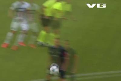 1 - 1: van Buren, Hradec Kralove