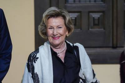 Her er dronning Sonja på plass