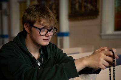 Flere gjør som Martin (18) og konverterer til katolisisme