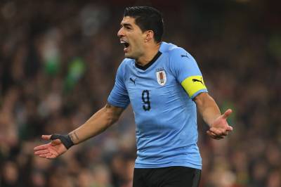 Luis Suárez utelatt fra Uruguays VM-tropp for 2026 av Marcelo Bielsa