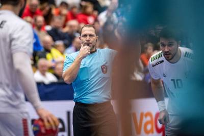 Finaledommere utestengt fra håndball-EM