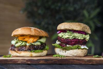 EU forbyr vegansk bacon og biff