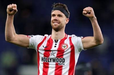 Kristoffer Ajer forlenger med Brentford