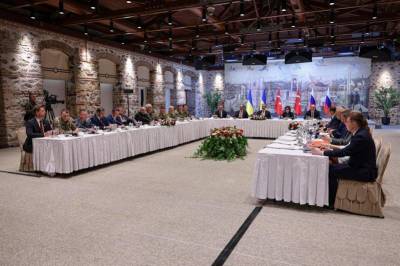 Samtalene mellom Russland og Ukraina er over – Ukraina hevder russerne krever mer enn før
