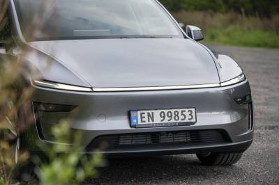 Tesla gir gass – tar hele momsregningen og dumper renten