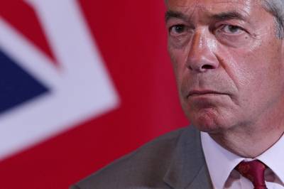 Nigel Farage gjenvalgt til det britiske Parlamentet