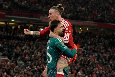 Liverpool videre i ligacupen etter ellevilt straffedrama mot Chelsea