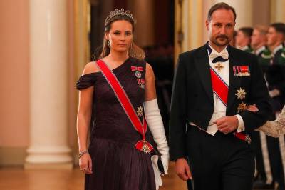 Historisk gallamiddag for kronprinsesse Ingrid Alexandra: - Stødig og verdig
