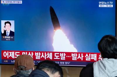 Nord-Korea prøveskjøt raketter