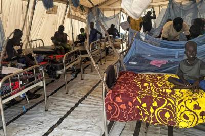To millioner barn sulter i Sør-Sudan – må spise blader